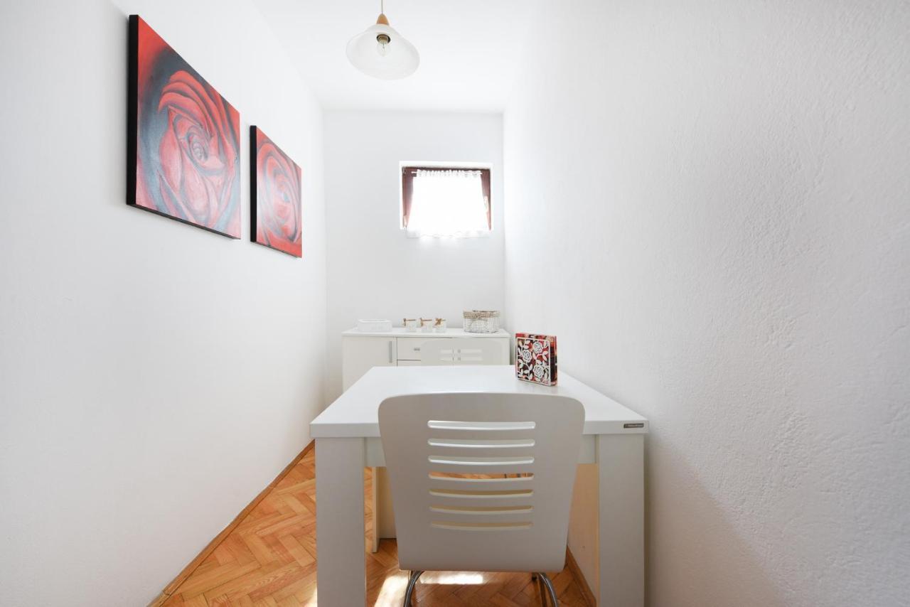 Apartments And Rooms Diana ซาดาร์ ภายนอก รูปภาพ